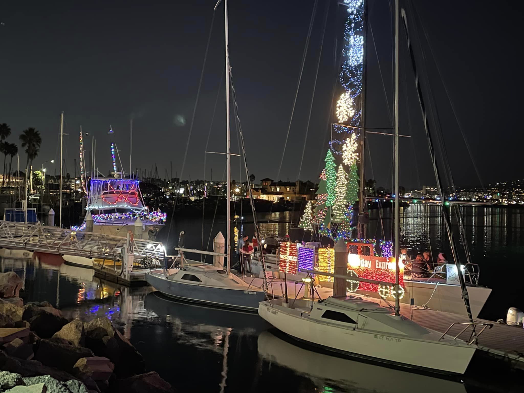 Redondo Beach King Harbor Yacht Club Holiday Boat Parade